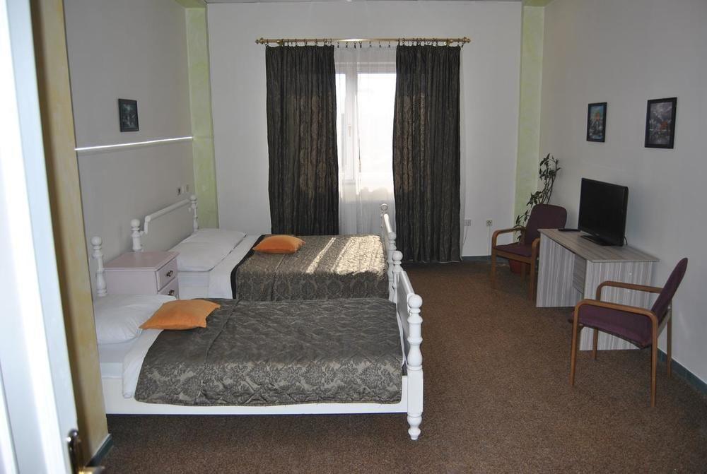 Italia Hotel 3*
